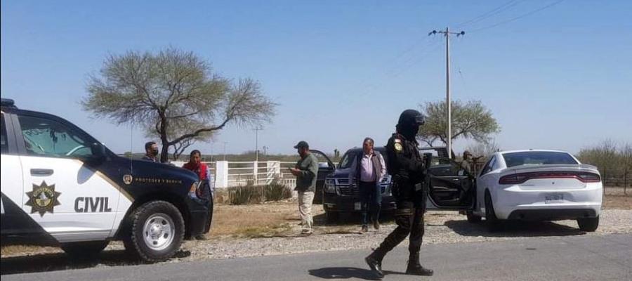 Aseguran más de 2 mdp en cajas fuertes y armas en hacienda de El Bronco