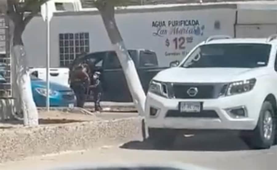 Captan en video “levantón” de hombre frente a sus hijos en Empalme, Sonora