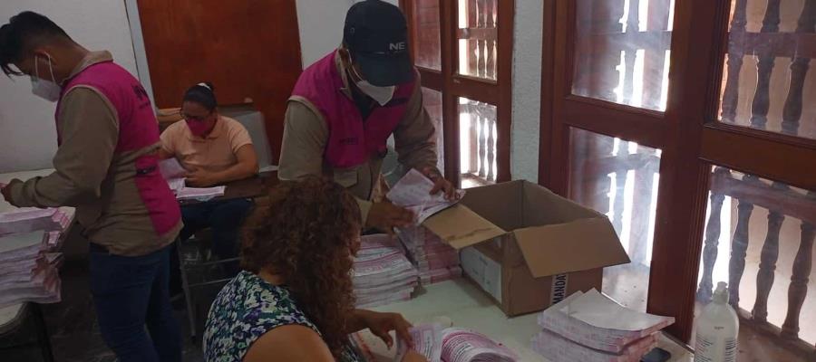 Inicia INE Tabasco con conteo y sellado de papeletas para Revocación de Mandato Inicia INE Tabasco con conteo y sellado de papeletas para Revocación de Mandato