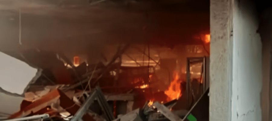 Incendio en la Facultad de Estudios Superiores Zaragoza deja 3 lesionados