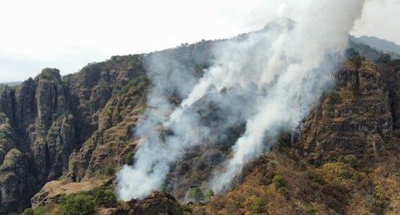 Se incendia cerro de Tepoztlán 