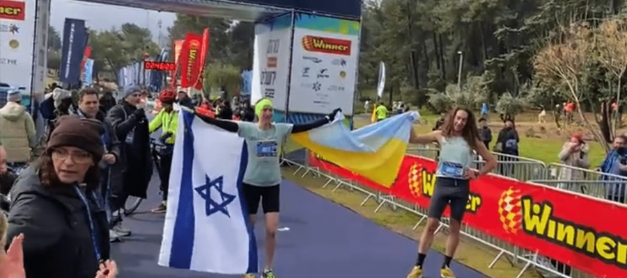 Ucraniana gana Maratón de Jerusalén mientras su esposo combate en el ejército contra Rusia