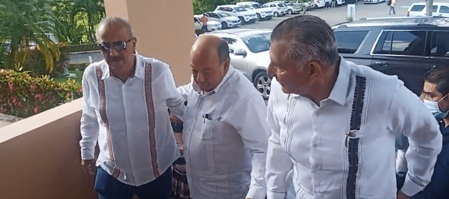 Realiza Adán Augusto asambleas informativas sobre la Reforma Eléctrica en Tabasco, Campeche y Yucatán