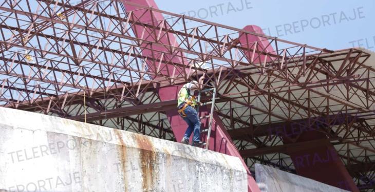 Avanza a tiempo adecuación del estadio Tumbapatos para hospedar a los Olmecas en el inicio de la LMB
