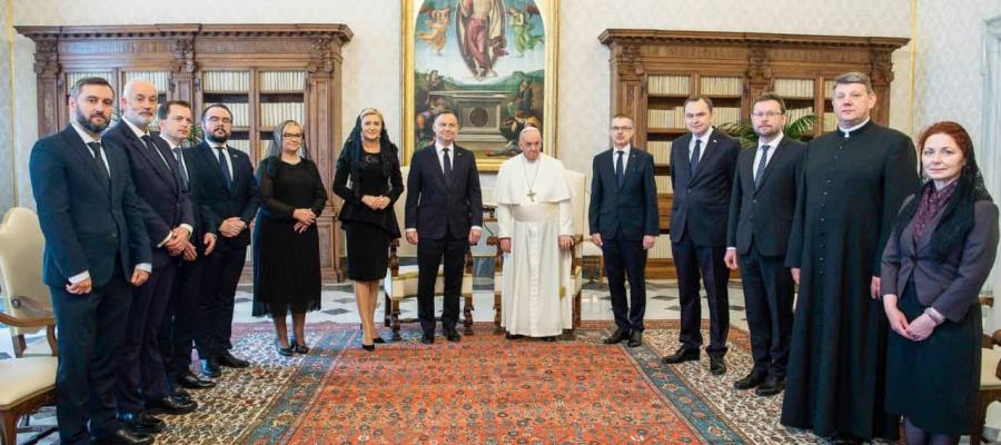 Recibe Papa Francisco a presidente de Polonia y hablan sobre crisis en Ucrania