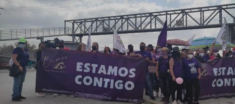 Con manifestación afuera del penal, simpatizantes piden liberación de “El Bronco”