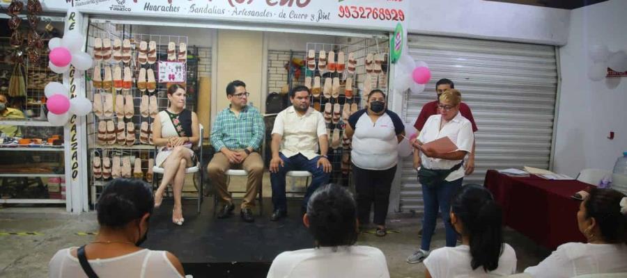 Clausuran taller de talabartería para empoderar a las mujeres de Centro