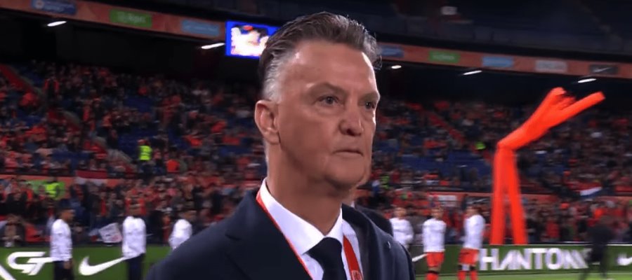 Louis van Gaal cuenta que tiene cáncer y sus jugadores no sabían