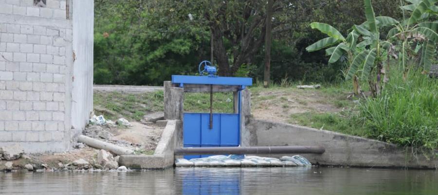 Reponen compuerta de Tierra Colorada tras ser robada