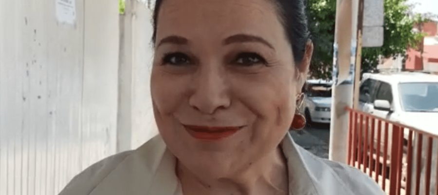 Pide Mónica Fernández Balboa que en “unos cuantos días” le pregunten sobre sus aspiraciones