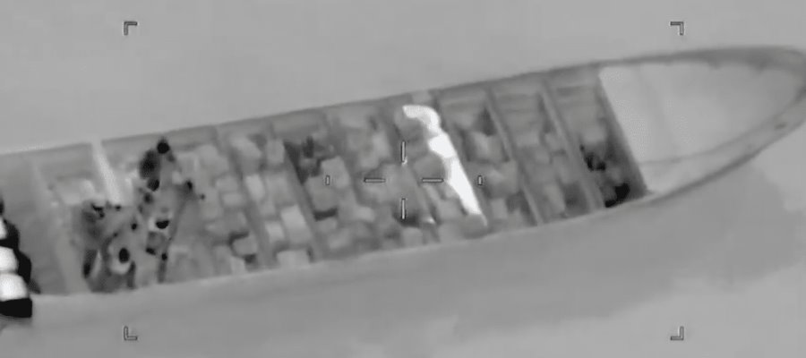 Incautan mil 200 kg de cocaína y dos embarcaciones en costas del Pacífico