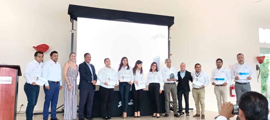 Recibe “Grupo Sánchez” distintivo como ESR