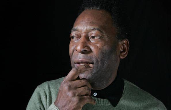 Pelé permanecerá hospitalizado para chequeo rutinario