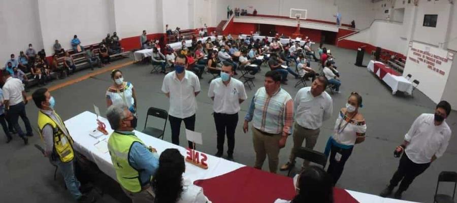Ofertan casi 500 vacantes en feria de empleo en Tenosique