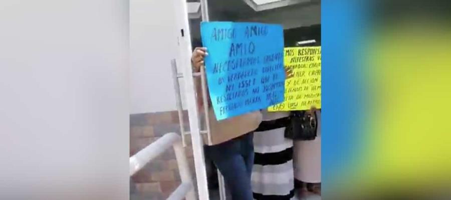Protestan en Unidad de Hemodiálisis del ISSET por falta de medicamentos