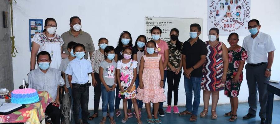 Realizan taller para recuperar el idioma Ayapaneco en Jalpa