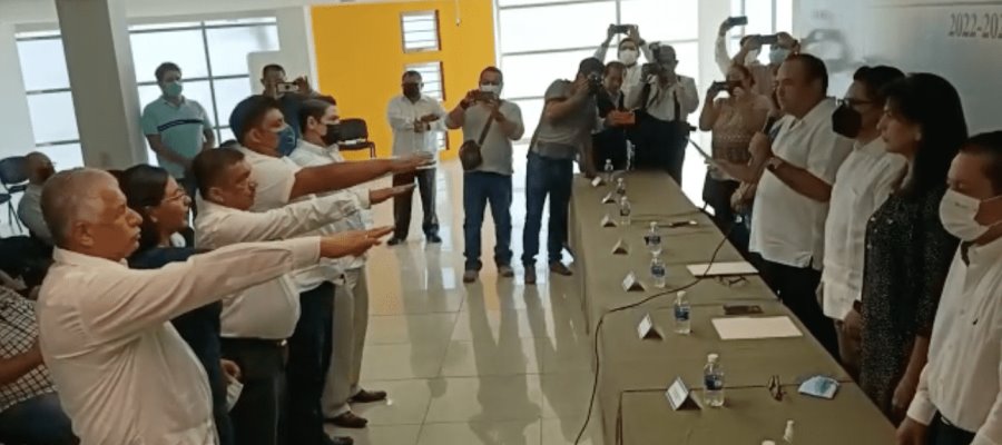 Toma protesta nueva mesa directiva de la Canagraf, delegación Tabasco