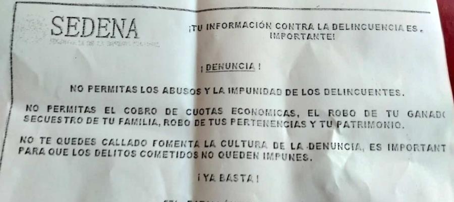 A través de volantes, Sedena pide a la población de Comalcalco denunciar el cobro de cuotas, robos o secuestro