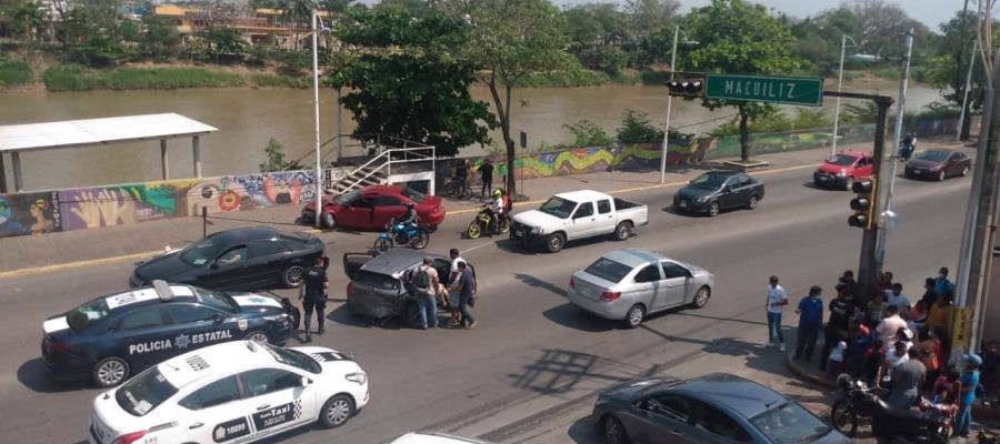 Sábado de choques en Centro… se registran 5 accidentes viales