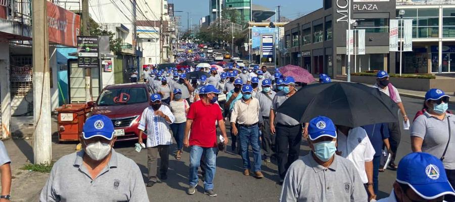 Toman sindicalizados calles de Villahermosa; demandan mejores condiciones laborales