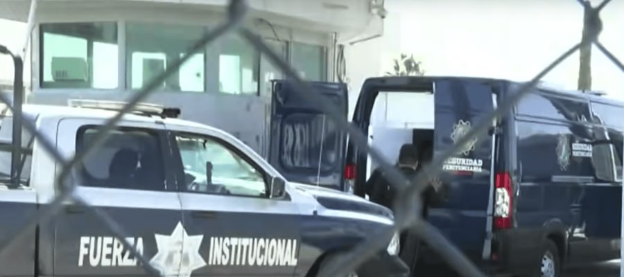 Trasladan a “El Bronco” a hospital para evaluación médica