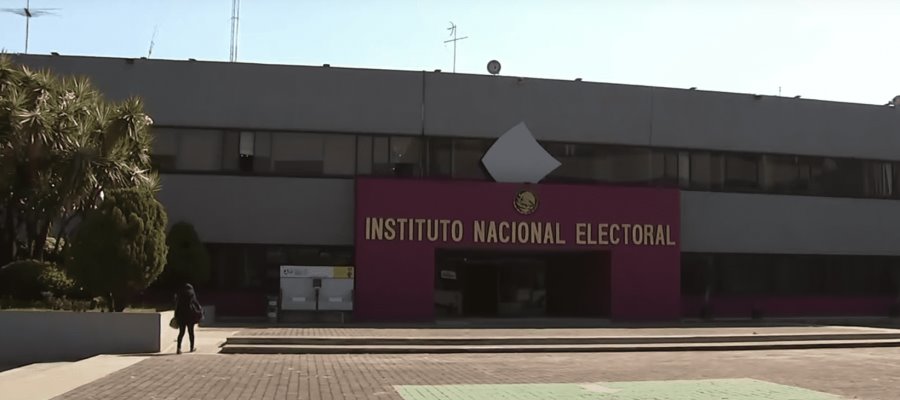 Impugna INE freno para acceder a investigación contra Pío López; la SCJN admite a trámite