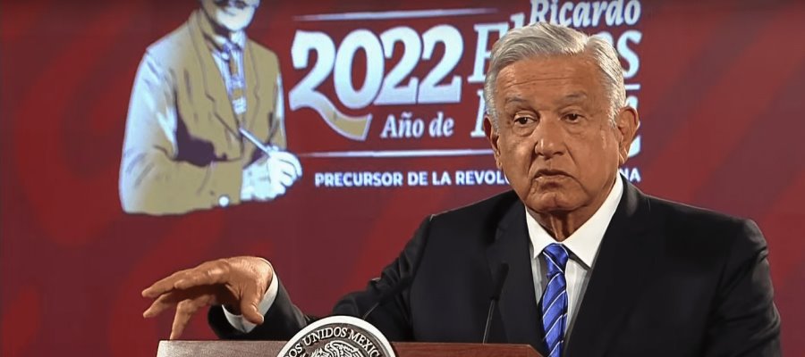 Ventila Obrador que tiene lista de opositores a los que “stalkea”