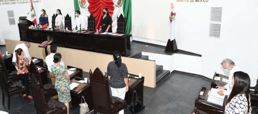 Morena y PVEM archivan petición de la oposición sobre compra de helicóptero en gobierno de Núñez