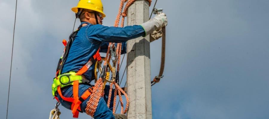 Ante apagones, CFE instalará 100 transformadores en Centro