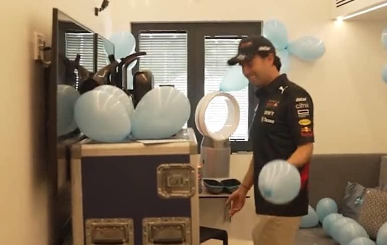 Red Bull y Verstappen le organizan baby shower a Checo Pérez Red Bull y Verstappen le organizan baby shower a Checo Pérez