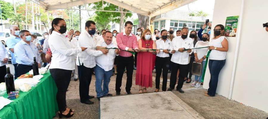 Inauguran en la UJAT, venta de productos lácteos y embutidos elaborados por alumnos de DAM-Ríos