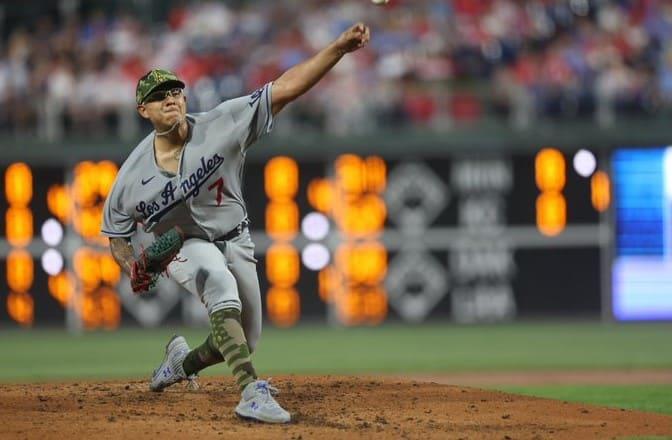 Julio Urías, principal candidato para el Cy Young, al ser líder de efectividad