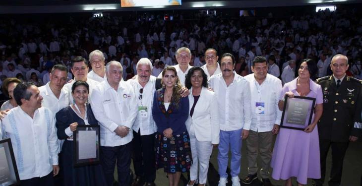 México después de la larga noche del COVID está de pie: AALH, al inaugurar Tianguis Turístico