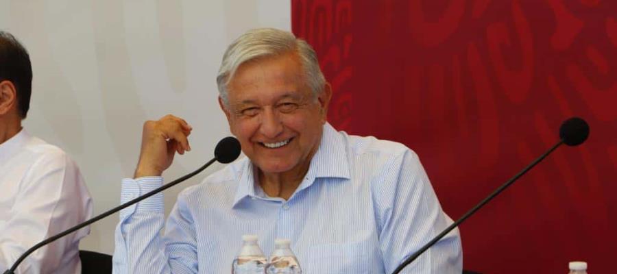 Afirma AMLO que ningún rico ha perdido su dinero con la 4T