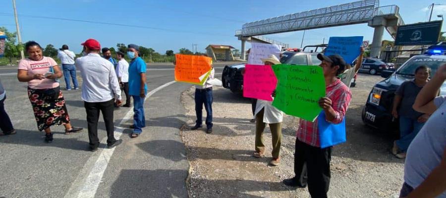 Desisten indígenas de bloquear la Villahermosa-Frontera