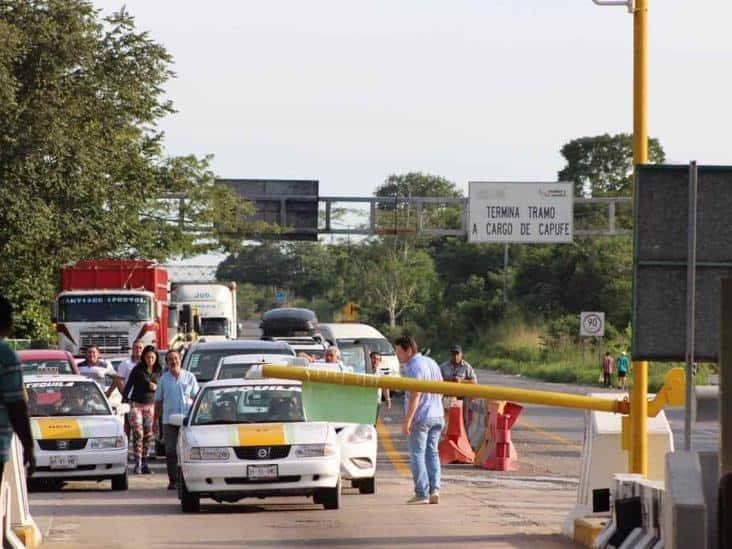 Plantean a Capufe retirar caseta de cobro de la carretera Vhsa-Macuspana