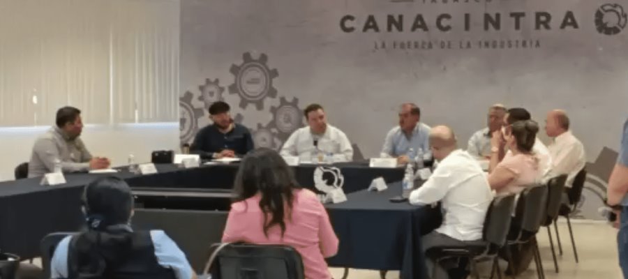 Presenta Canacintra Expo Plan de Negocios a universidades del estado