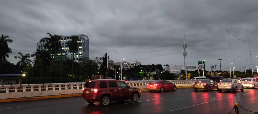 Estima Protección Civil lluvias de hasta 250 milímetros y vientos de hasta 60 kilómetros por hora, para los próximos 3 días en Tabasco