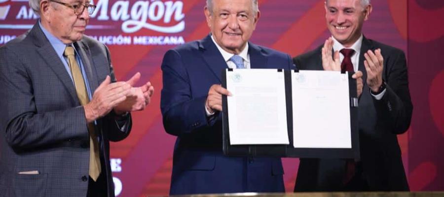 Firma AMLO decreto para prohibir la circulación y venta de vapeadores y cigarros electrónicos en México