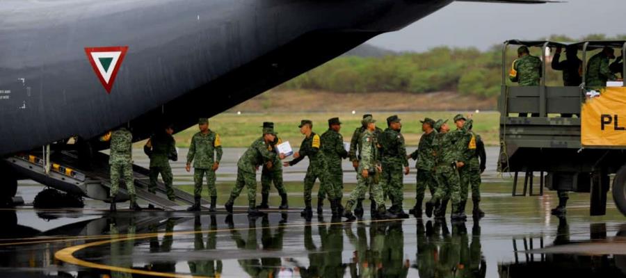 Fuerzas Armadas distribuyen 8 mil despensas a afectados por Agatha en Oaxaca