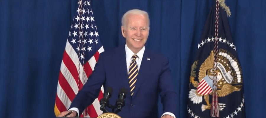 Biden desea “suerte” a Musk en “viaje a la Luna”