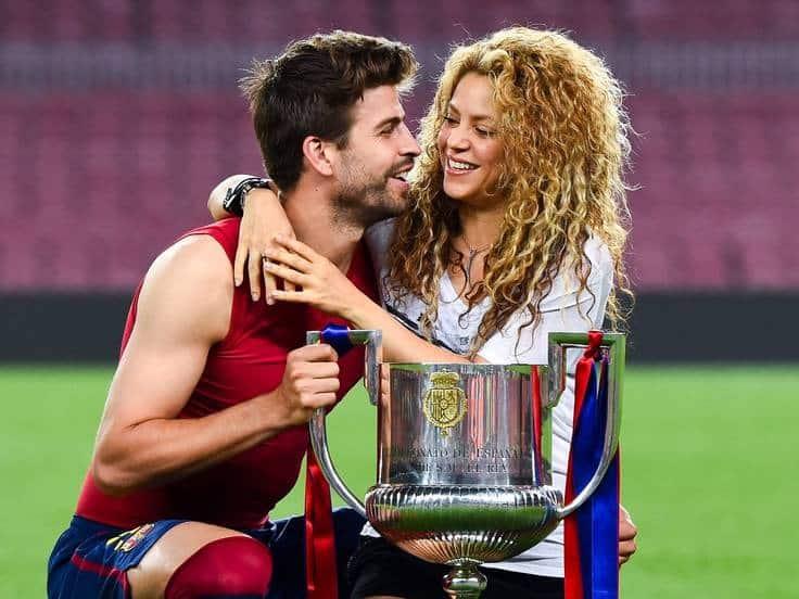 Shakira confirma que se está separando de Piqué: Pedimos respeto Shakira confirma que se está separando de Piqué: Pedimos respeto