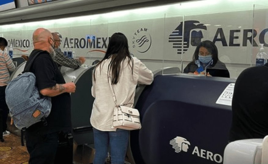 Aeroméxico pide revisión judicial de declaratoria de saturación del AICM