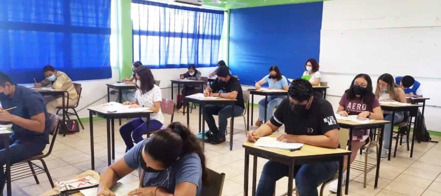 2 mil 268 aspirantes buscan ingresar a la escuela normal en Tabasco