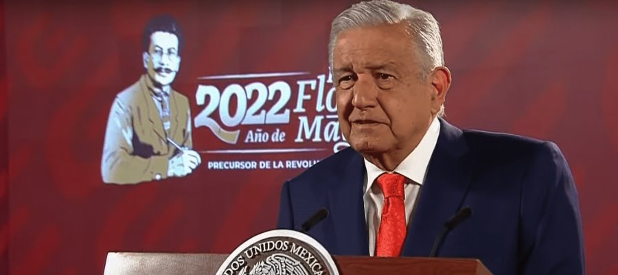 AMLO critica que extitular del IFT vaya a trabajar a AT&T