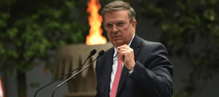 Para iniciar negociaciones para el libre comercio viaja Ebrard a Corea