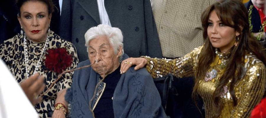 Fallece Eva Mange, abuela de Thalía y Laura Zapata a los 104 años