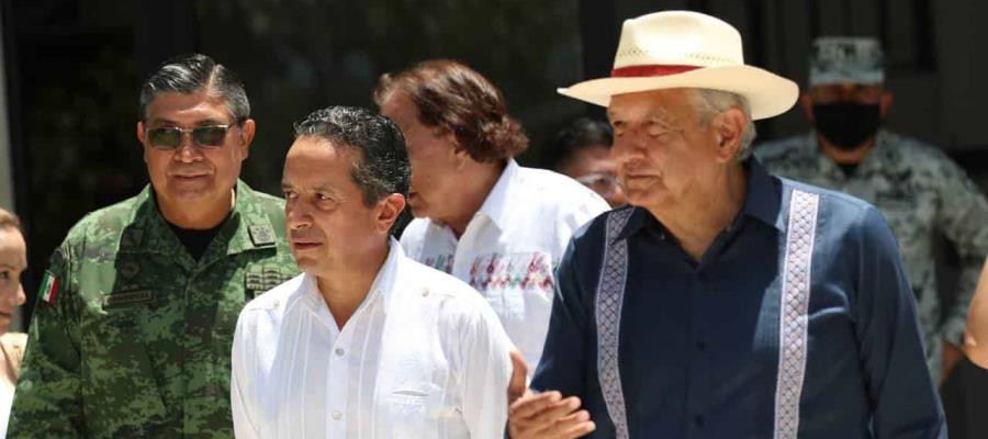 AMLO realiza evaluación de obras en Quintana Roo