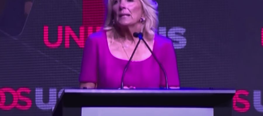 Se disculpa Jill Biden, tras decir que los latinos son tan únicos como los “tacos de desayuno”