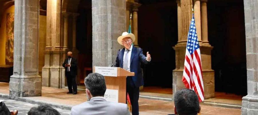 Contradice Ken Salazar a la DEA; EE. UU. no participó en detención de Caro Quintero, asegura